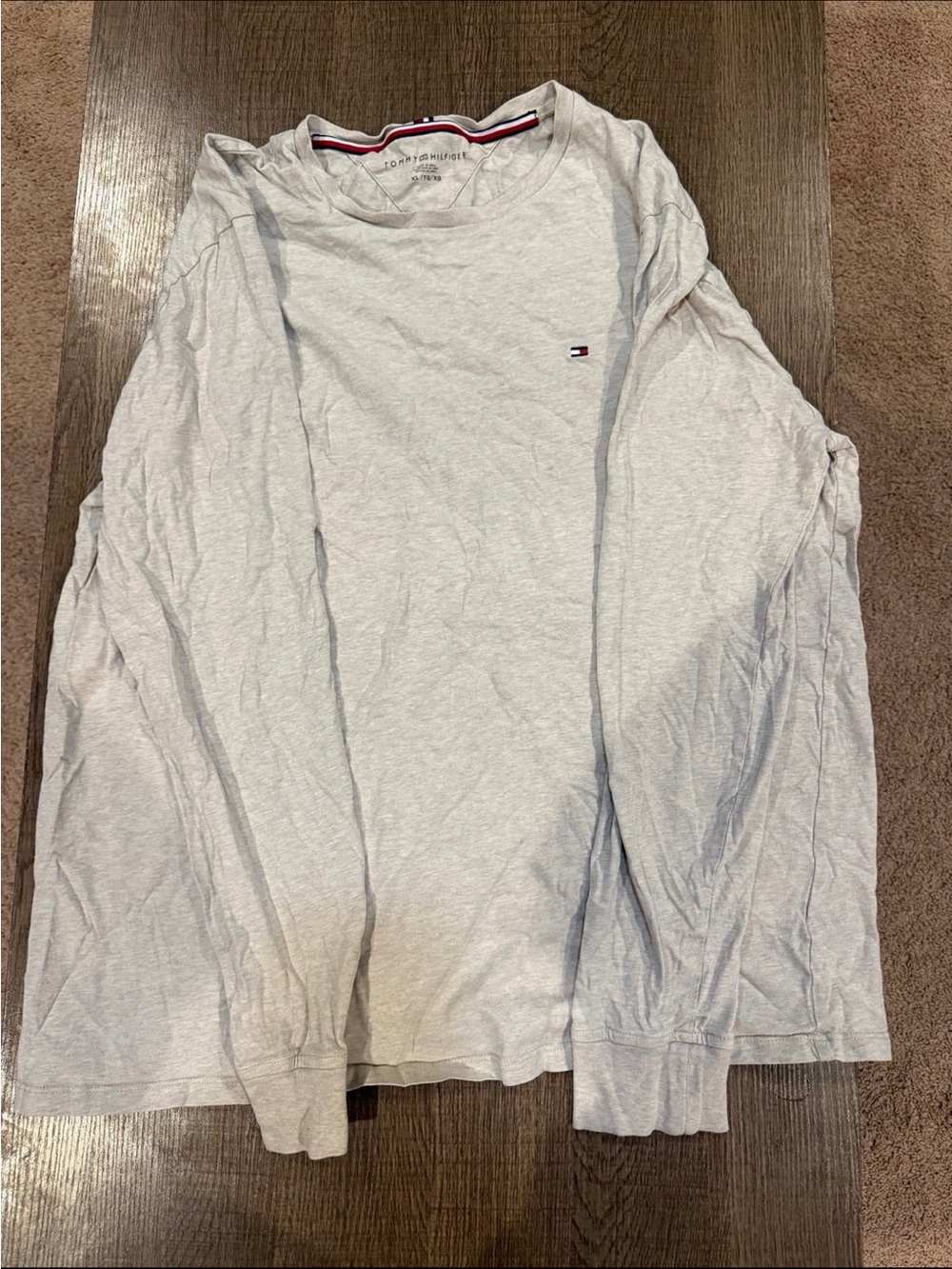 Tommy Hilfiger Light Gray Long Sleeve Crewneck with Flag Logo